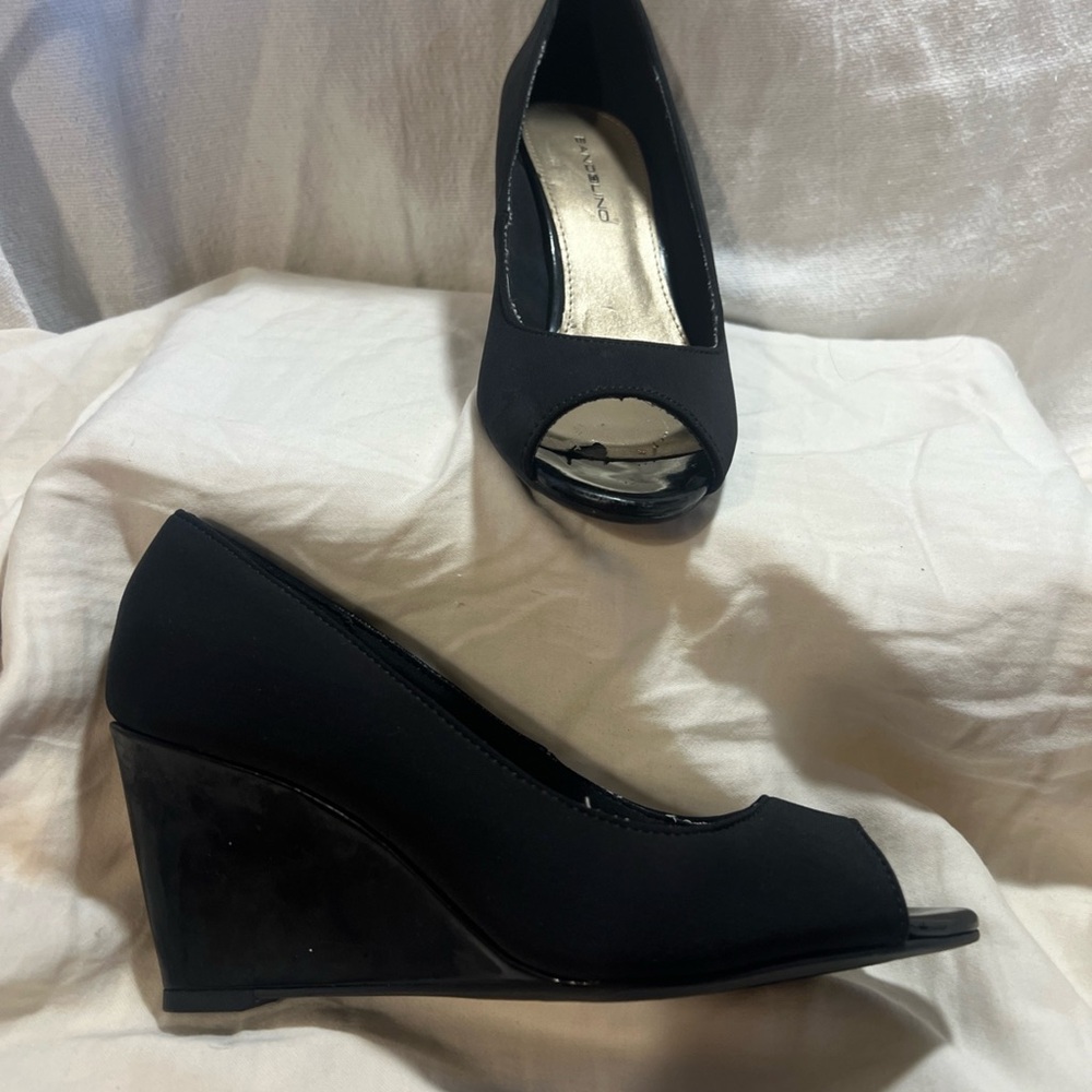 Bandolino Black Peep-Toe Wedges